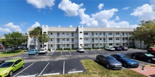 8600 Sunrise Lakes Blvd 8600 Sunrise Lakes Blvd Photo Gallery 1