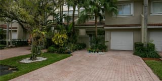 10280 NW 52nd Ter 10280 NW 52nd Ter Photo Gallery 1