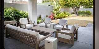 733 Tolita 733 Tolita Photo Gallery 1