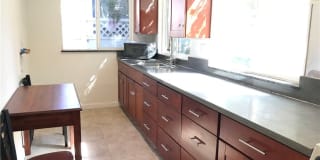 158 S Oak Avenue 158 S Oak Avenue Photo Gallery 1