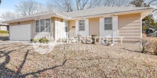5425 Hedges Avenue 5425 Hedges Avenue Photo Gallery 1
