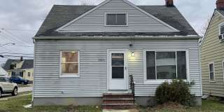 19201 Fairway Ave 19201 Fairway Ave Photo Gallery 1