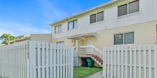 22209 SW 103rd Ct 22209 SW 103rd Ct Photo Gallery 1