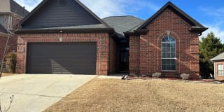 264 Springdale Drive 264 Springdale Drive Photo Gallery 1