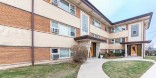 7560 Waukegan Rd 7560 Waukegan Rd Photo Gallery 1