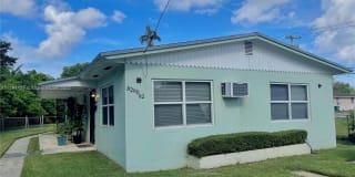 8292 NW 5th Ave 8292 NW 5th Ave Photo Gallery 1