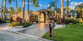 5055 NW 102nd Dr 5055 NW 102nd Dr Photo Gallery 1