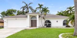 608 Southeast Santa Barbara Place 608 Southeast Santa Barbara Place Photo Gallery 1