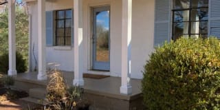 470 Starling Dr 470 Starling Dr Photo Gallery 1