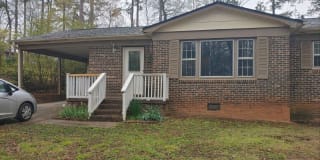 137 Stagecoach Rd. 137 Stagecoach Rd. Photo Gallery 1