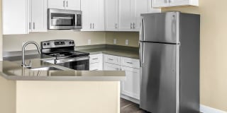 2150 Apartments 2150 Apartments Photo Gallery 1