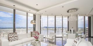 2000 Island Blvd 2000 Island Blvd Photo Gallery 1