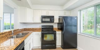 Harbour Pointe Apartment Homes Harbour Pointe Apartment Homes Photo Gallery 1