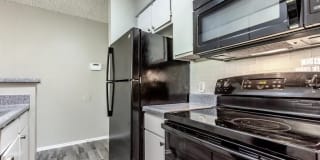 Creekwood Apartments Creekwood Apartments Photo Gallery 1