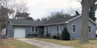11 Fifield Ave 11 Fifield Ave Photo Gallery 1