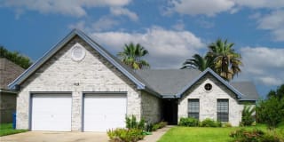 2951 Lakeview East Dr 2951 Lakeview East Dr Photo Gallery 1