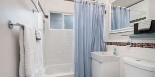 1057 Grand Ave - 1057 1057 Grand Ave - 1057 Photo Gallery 1