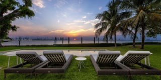 4344 N Bay Rd 4344 N Bay Rd Photo Gallery 1