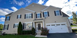 3043 Baindbridge Dr 3043 Baindbridge Dr Photo Gallery 1