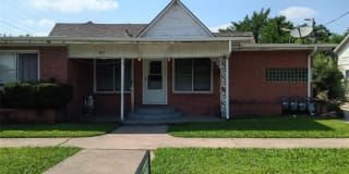 900 E 6th Avenue 900 E 6th Avenue Photo Gallery 1