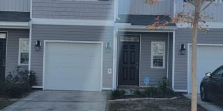 179 Iron Horse Drive East - 1 179 Iron Horse Drive East - 1 Photo Gallery 1