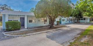 1102 SUNSET POINT ROAD #4 1102 SUNSET POINT ROAD #4 Photo Gallery 1