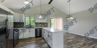 925 Kusterer Dr NW 925 Kusterer Dr NW Photo Gallery 1