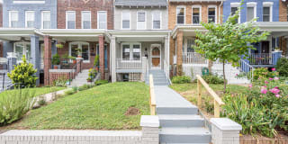 524 24TH STREET NE 524 24TH STREET NE Photo Gallery 1