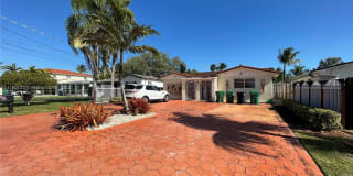 3445 SW 64th Ave 3445 SW 64th Ave Photo Gallery 1