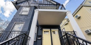 701 AVENUE E 701 AVENUE E Photo Gallery 1