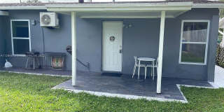 2421 NE 183rd St 2421 NE 183rd St Photo Gallery 1