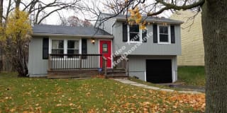 736 Southbriar 736 Southbriar Photo Gallery 1
