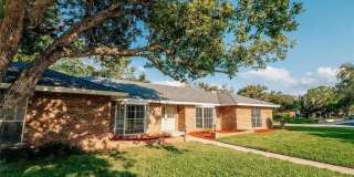 201 CHERRY HILL CIRCLE 201 CHERRY HILL CIRCLE Photo Gallery 1