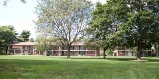 400 Dutch Neck Rd Unit C31 400 Dutch Neck Rd Unit C31 Photo Gallery 1