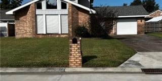 215 DUNLEITH Drive 215 DUNLEITH Drive Photo Gallery 1