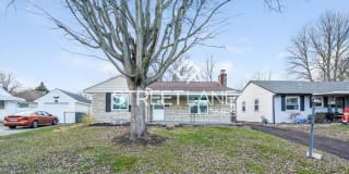 957 South Warren Avenue 957 South Warren Avenue Photo Gallery 1