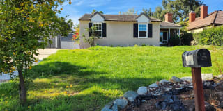 800 Victoria Dr 800 Victoria Dr Photo Gallery 1