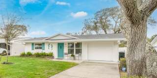 809 E 15TH AVENUE 809 E 15TH AVENUE Photo Gallery 1