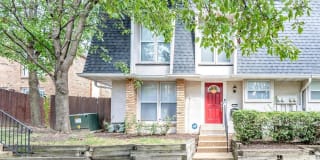 1155 Town And Four Parkway Drive 1155 Town And Four Parkway Drive Photo Gallery 1