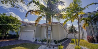 1166 NE 37th Pl 1166 NE 37th Pl Photo Gallery 1