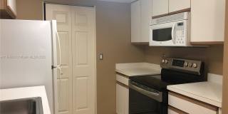 9799 Westview Dr 9799 Westview Dr Photo Gallery 1