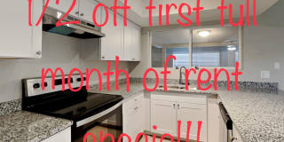 3950 W Desert Hills Dr 3950 W Desert Hills Dr Photo Gallery 1