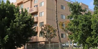 827 S Berendo St 827 S Berendo St Photo Gallery 1