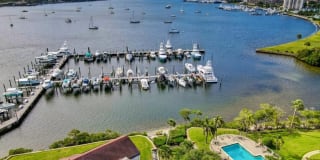 1660 12 Oaks Way 1660 12 Oaks Way Photo Gallery 1