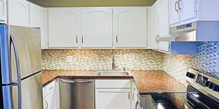 330 Shore Drive 330 Shore Drive Photo Gallery 1