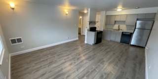 515 S. Milwaukee Avenue - 515-22 515 S. Milwaukee Avenue - 515-22 Photo Gallery 1