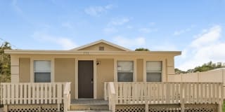 719 South Disston Avenue 719 South Disston Avenue Photo Gallery 1