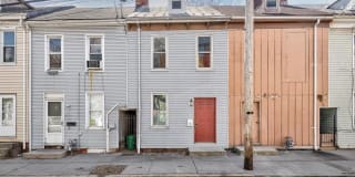 438 W. College Ave 438 W. College Ave Photo Gallery 1