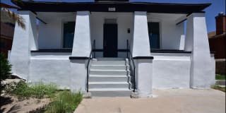 2111 PORTLAND Avenue 2111 PORTLAND Avenue Photo Gallery 1