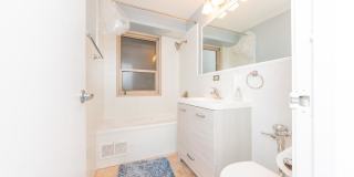 3950 N Lake Shore Dr 3950 N Lake Shore Dr Photo Gallery 1